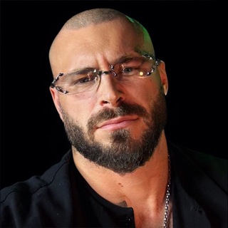 Telegram profile photo for Антон Левданский 💰⚡️