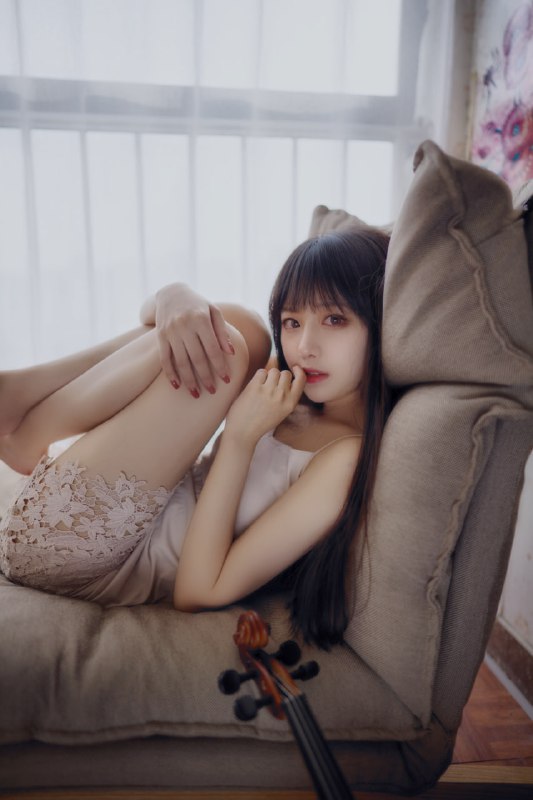 Shika小鹿鹿 长发姑娘Shika小鹿鹿 长发姑娘