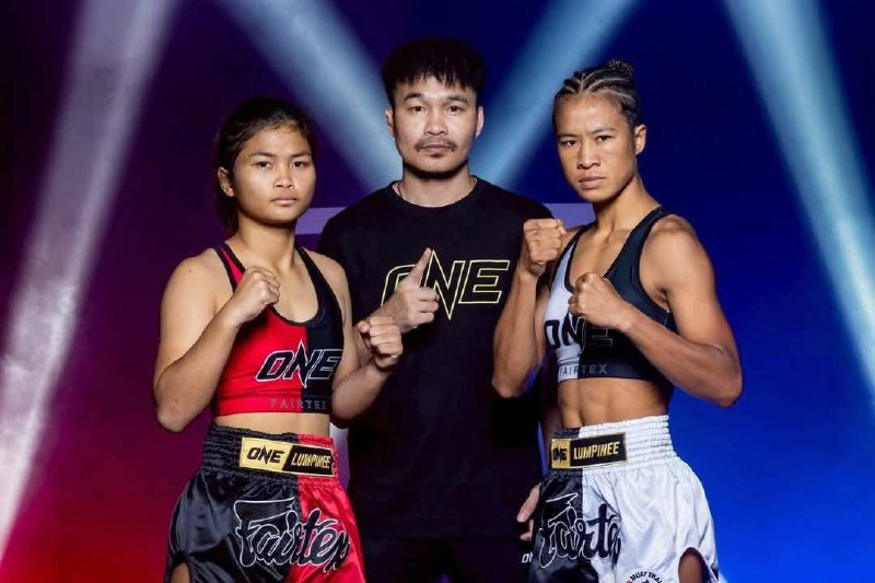 ONE Friday Fights 107 မှာ Junior Fairtex နဲ့ Vero Nika တို့ရဲ့ ပွဲစဉ်က ထိုးသတ်မှာပါ။ ဒီပွဲက atomweight Muay Thai ပွဲစဉ်ဖြစ်ပြီး နှစ်ဦးစလုံးက အရမ်းစိတ်လှုပ်ရှားစရာကောင်းတဲ့ ထိုးသတ်မှုတွေကို BLUE OCEAN X မှာအခမဲ့ ကြည့်ရူ့လိုက်ပါ။