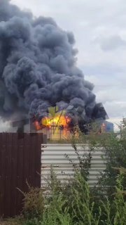 🇷🇺🇺🇦️ — a destroyed cold storage containing property and products of the "Rod" ice cream manufacturing company in Zhitomir.