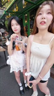 东南亚华人大事件：# 很多人在国内的时候 其实特别普通 有老婆孩子 工资上交 平时连烟配图