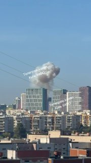 🇷🇺🇺🇦️ - In the morning, additional explosions were reported in Kyiv.