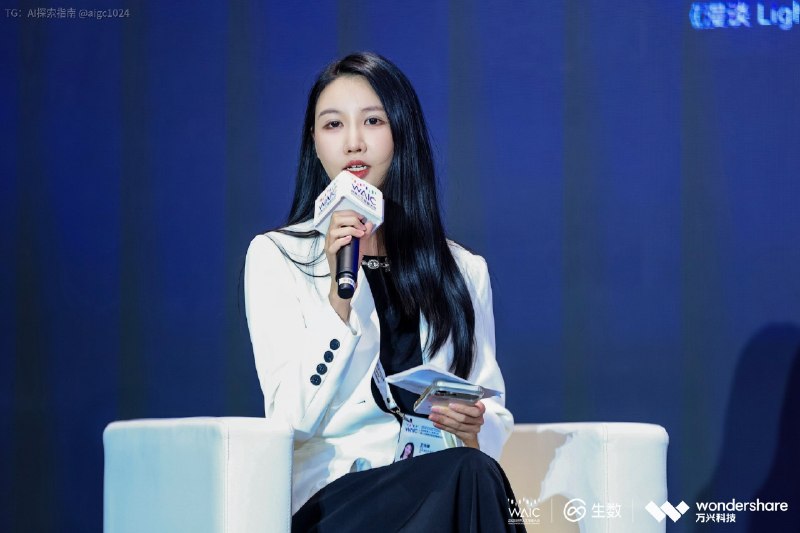 在 WAIC 这几天的感悟：中国的生命力在于门槛不高的事会有人山人海前来参与