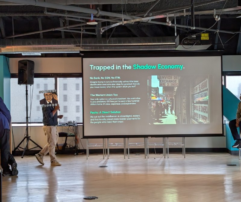 喜歡 Deep Tech Week 的品牌理念，要做去中心化 conference series，其實就是無「主辦方」，自發集中組織系列活動