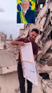אמן פלסטיני בעזה מצייר דיוקן של נשיא ברזיל לולה דה סילבה כדי לחגוג את ניצחונו בבחירות.