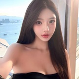 慕斯画展。