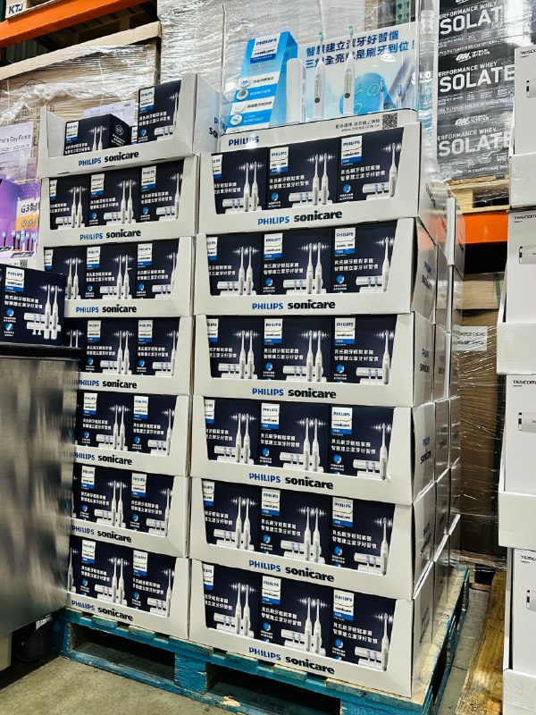 🎉 Costco獨家雙入組型號，新品上市！ 🎉🦷✨ 飛利浦充電式智能音波牙刷 HX5292 ✨🦷✅ 新手模式 + 貝氏刷牙握柄設計為初次使用電動牙刷的使用者設計手動轉電動最適合的第一支電動牙刷✅ 雙重壓力提醒用力過大自動降低動力改變震動幅度刷柄底部還有環繞壓力感應燈同步提醒✅ 超強續航一次充電可使用長達60天附有旅行收納盒，出差旅行更方便🔸 更多貼心細節，提升刷牙體驗 🔸✨ 啟動後三秒內震動漸強，避免牙膏水花飛濺✨ 科技感螢幕顯示刷牙模式✨ 刷牙結束，智慧螢幕回饋刷牙成果#好市多獨家 #新品上架 #飛利浦 #音波電動牙刷 #HX5292🎉 Costco獨家雙入組型號，新品上市！ 🎉🦷✨ 飛利浦充電式智能音波牙刷 HX5292 ✨🦷✅ 新手模式 + 貝氏刷牙握柄設計為初次使用電動牙刷的使用者設計手動轉電動最適合的第一支電動牙刷✅ 雙重壓力提醒用力過大自動降低動力改變震動幅度刷柄底部還有環繞壓力感應燈同步提醒✅ 超強續航一次充電可使用長達60天附有旅行收納盒，出差旅行更方便🔸 更多貼心細節，提升刷牙體驗 🔸✨ 啟動後三秒內震動漸強，避免牙膏水花飛濺✨ 科技感螢幕顯示刷牙模式✨ 刷牙結束，智慧螢幕回饋刷牙成果#好市多獨家 #新品上架 #飛利浦 #音波電動牙刷 #HX5292