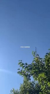 🇷🇺🇺🇦️ — Moment of missile strike on the 'Epicenter' shopping center in Kharkiv and its consequences.