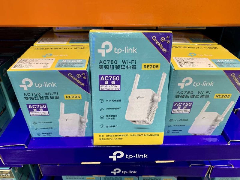 Costco新上架 TP-LINK WIFI 5 無線訊號延伸器，可以搭配前幾天Costco一起上架的TPLINK AX21 WIFI6的那台路由器做ONEMESH達成全戶1個WIFI名和減少屋內死角，內建基地台模式，也可以直接連中華MODEM組成同一個區網，AIRPLAY投放就很方便