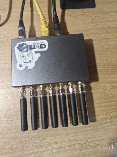 #出售 #电子产品 #路由器 #cpe 联系 illusion_plot  价格 650hiveton h5000m 5GCPE 路由器 CNC版本带一块移远rg520n-eb，x62模块，n41硬件支持但因为固件原因用不了，只建议联通电信用户使用sim卡槽处自己手动扩了孔会有点丑，因为原卡槽试过会卡住没办法取卡所以才扩孔，介意勿拍已配好移远小辣椒天线，到手可用以下是参数主动散热 极限主板尺寸55-85mm 整机尺寸预计和4200ec一样 70x90mm外壳尺寸 处理器 MT7987A基带 MT7991（后