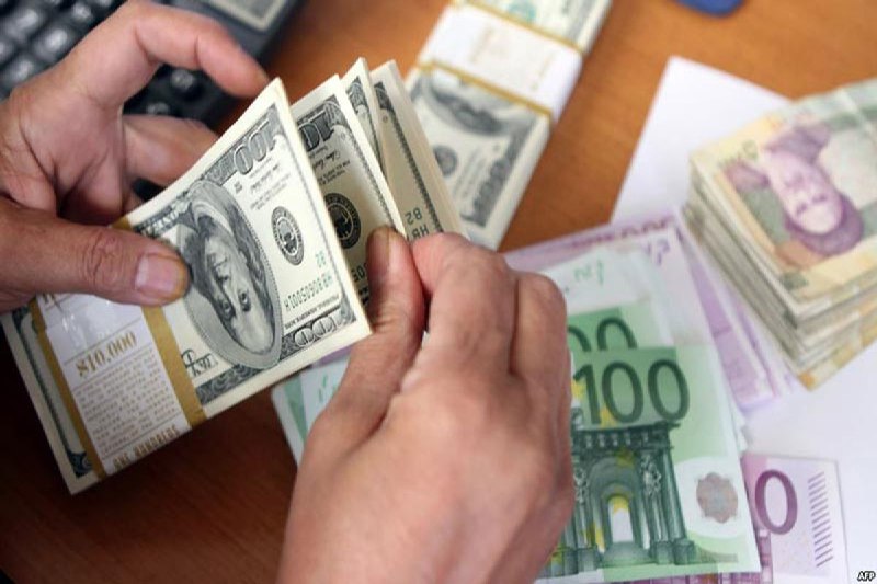 خبرگزاری صدای افغان (آوا): 🛑 ارزش پول افغانی در برابر اسعار خارجی؛ تازه‌ترین نرخ ارز و طلا / یک‌شنبه ۱ سنبله ۱۴۰۵ 🔸 در بازار امروز کابل، یک‌شنبه ۱ 