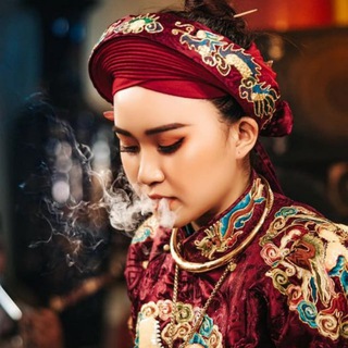 CÔ ĐỒNG PHÙ 2 LÊNH VỀ BỜ