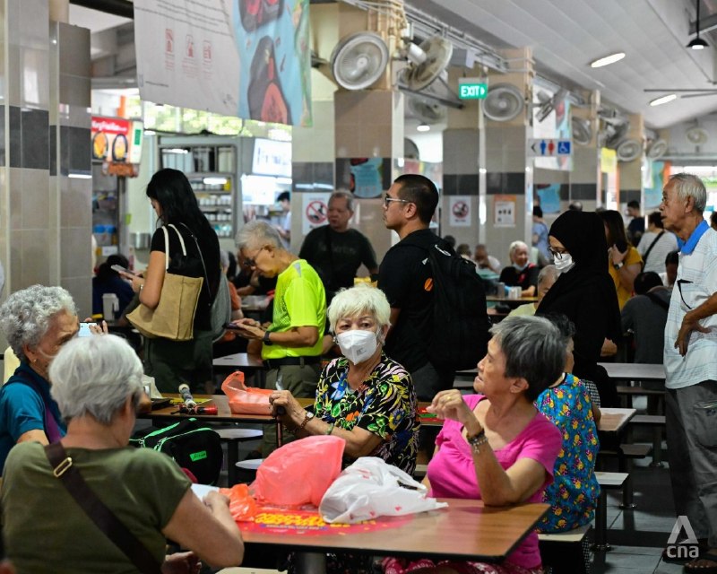 More free haze masks: All Singaporeans aged 60 and up are now eligible to collect masks to protect themselves from the haze in a second round of distribution starting Friday (Oct 23).