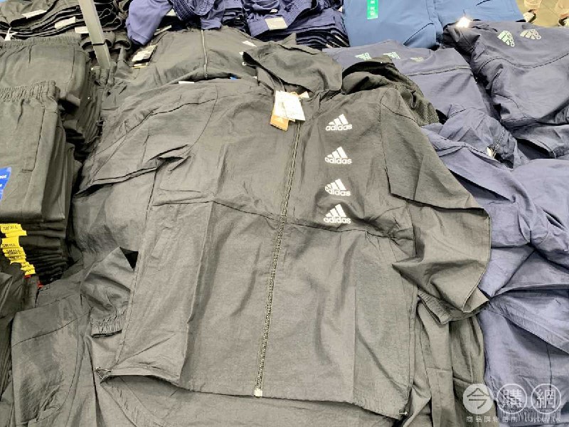 110/07/22 Costco新商品通知ADIDAS 男防風防潑水連帽外套 #130698