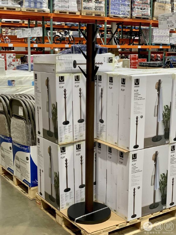11/21Costco新商品，UMBRA衣帽架，外型很簡約好看，適合拿來掛大衣、包包、帽子