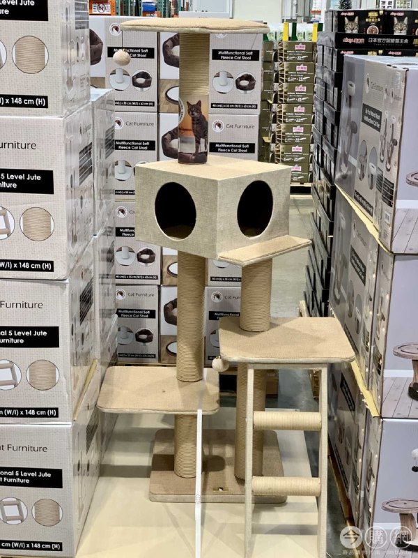 Costco最近目擊到新的的麻布紙繩貓跳台，共有5層跳台