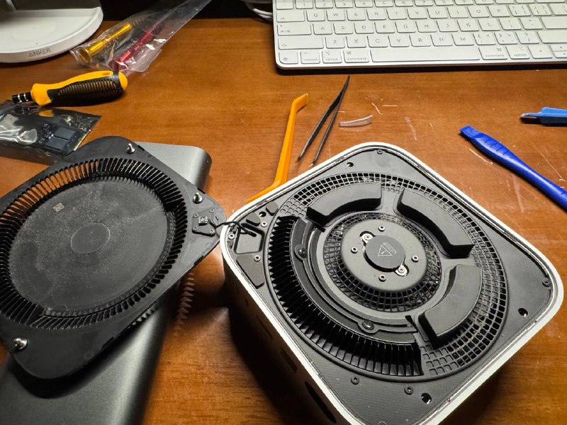 256G 的 Mac Mini 是真的搞不得 iOS 开发，虽然还没过保，还是下决心换了 1T 硬盘，整个流程还是比较繁琐的