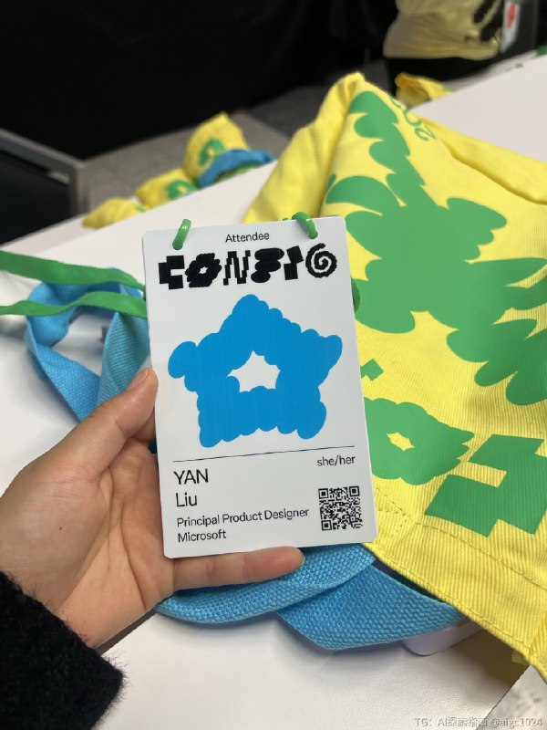 Config第一天👉走了一天腿断了social的好累😂先不说Figma做的咋样，Config还真是每年设计师的盛会，今天又遇到一堆从世界各地赶来的designer小礼品都挺好看哈哈哈@aigc1024Config第一天👉走了一天腿断了social的好累😂先不说Figma做的咋样，Config还真是每年设计师的盛会，今天又遇到一堆从世界各地赶来的designer小礼品都挺好看哈哈哈@aigc1024