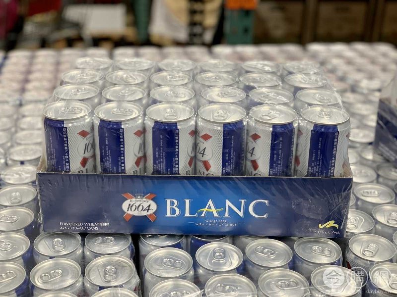 K1664 白啤酒 Costco 11/11(四)前 折190元，這個有滿清爽的柑橘味，搭配現在秋季的美食也滿適合，女性接受度也滿高的