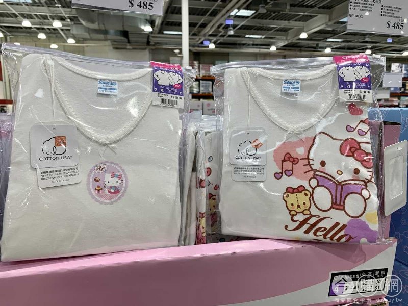 Costco新上架女童 HELLO KITTY超彈性衛生衣 ，使用美國棉，台灣製造，保暖性好，亞洲尺寸 4~12歲
